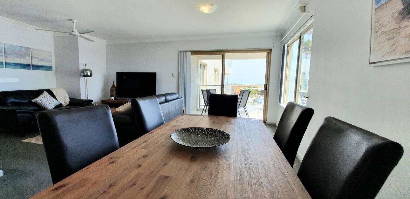 Sandcastles Beachfront Luxury Retreat Apartment Perth Buitenkant foto